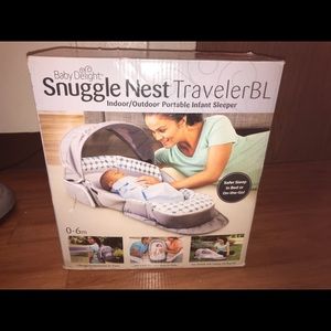 Snuggle nest indoor / out door co sleeper